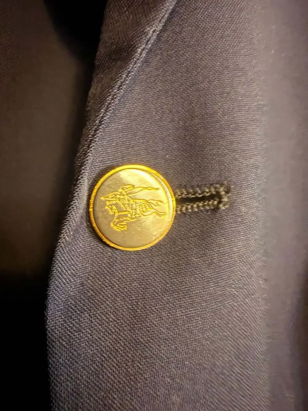 Vintage Burberrys Navy Blue Super 100s Wool Blazer Gold Crest Button 51L USA